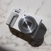 LUMIX TZ99 ホワイト Panasonic LUMIX TZ99 ホワイト DC-TZ99-W 中古 C2120157270373｜中古
